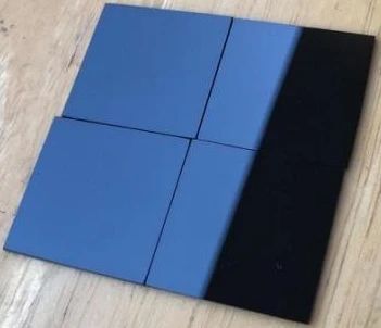 Glassy carbon material